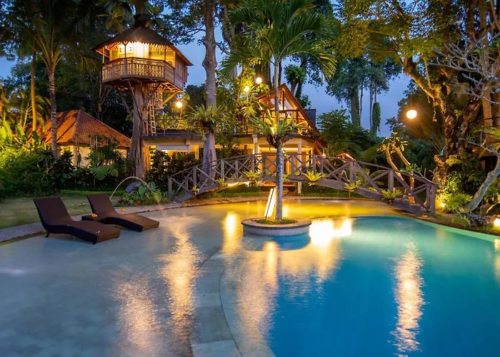 Tree House Villa *