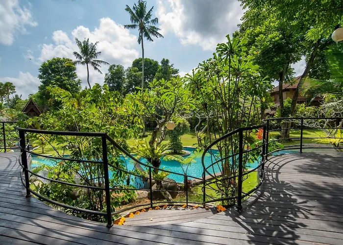 Tree House *