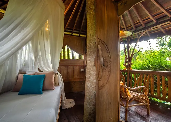 Villa Tree House *