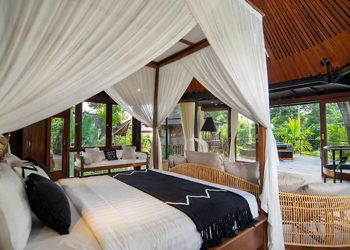 Tree House Villa *