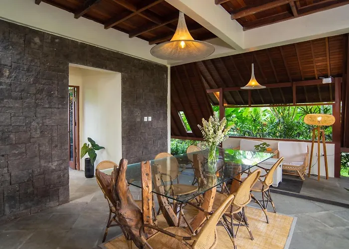 Tree House Villa