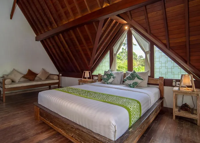 Tree House Villa