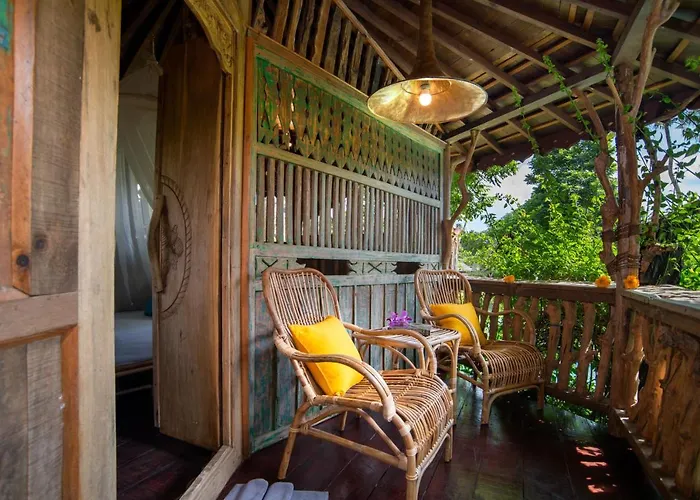 Tree House Villa *