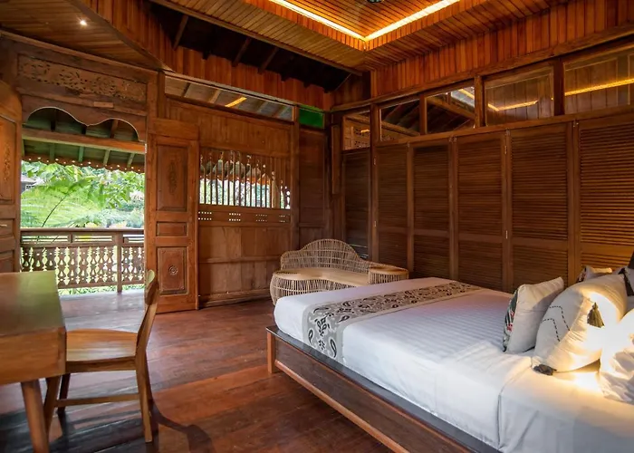 Villa Tree House *