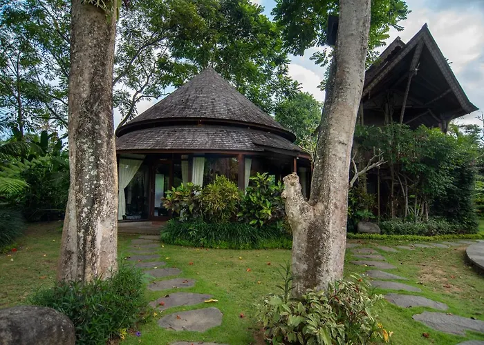 Tree House Villa *