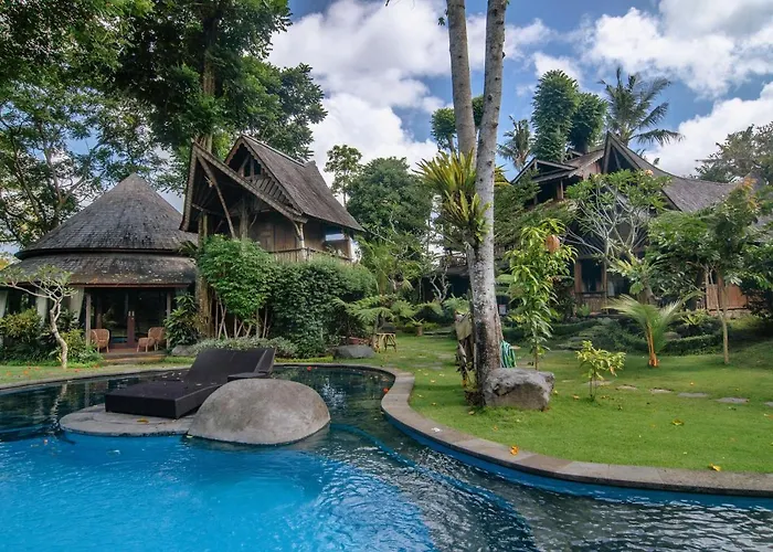 Villa Tree House