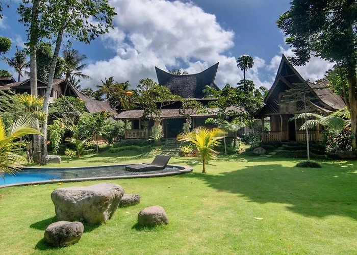 Tree House Villa