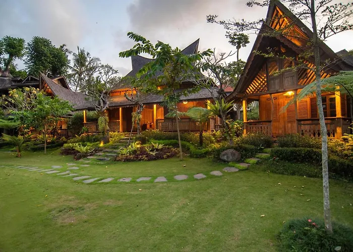 Tree House Villa *